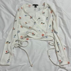 Forever 21 White Floral Wrap Around Long Sleeve Top Size Small